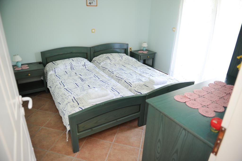 Appartamenti Angelika Perdika  Room photo